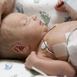 Koraszülött masszázs ayurvédikus babamasszázzsal