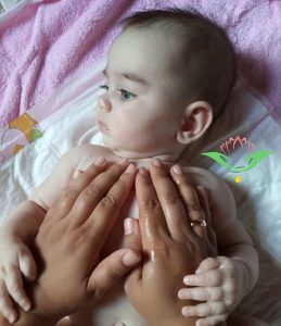 koraszülött masszázs, baba, ayurvéda, ayurvédikus babamasszázs