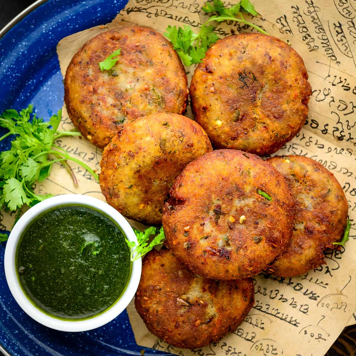 burgonya gombóc, burgonya tikka, India