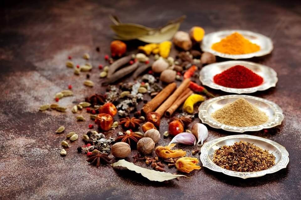 indiai fűszerek, ajurvéda fűszerezés, fűszer, fűszerek, főzés